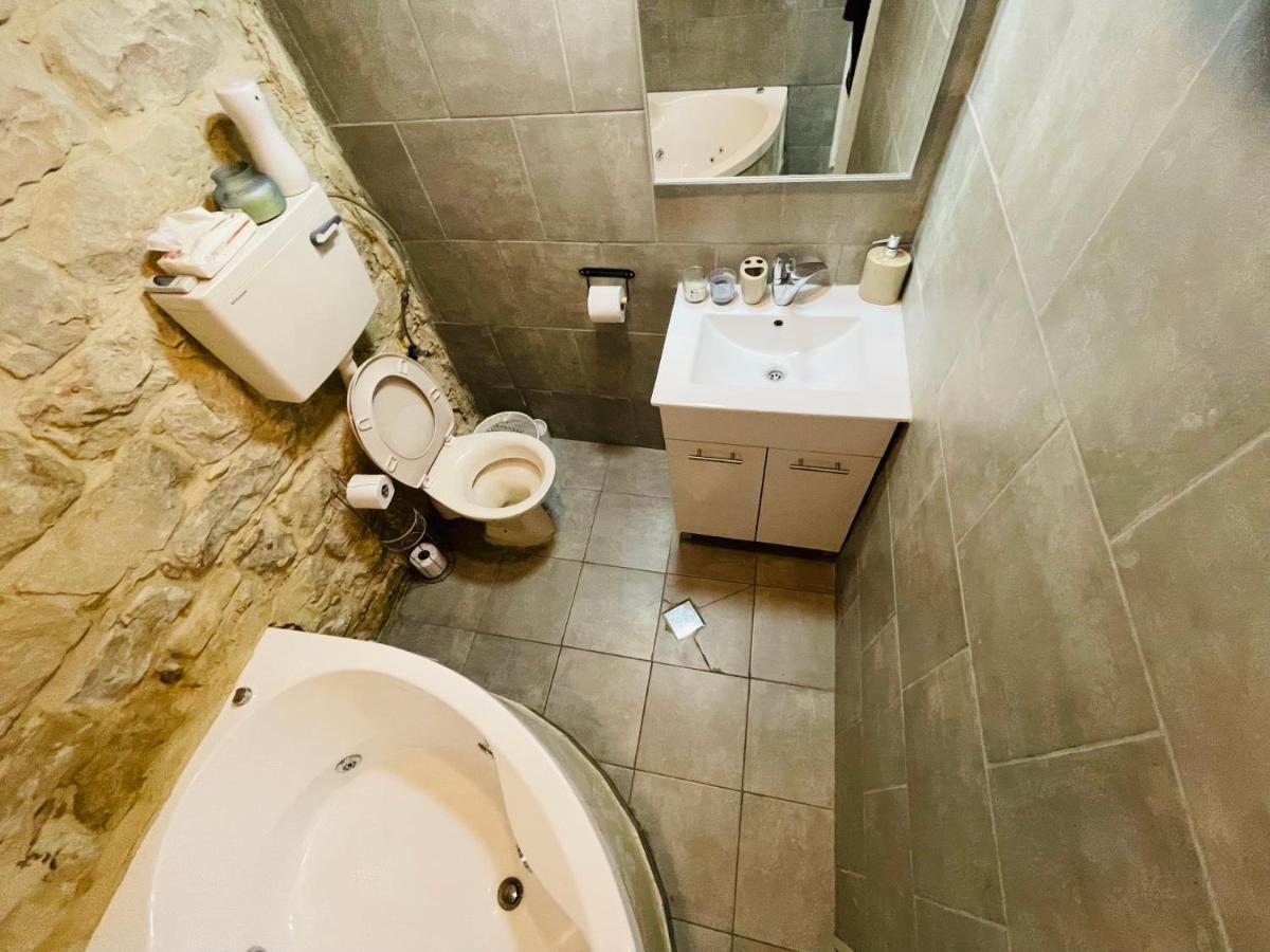 Zimmer In Old City Roș Pina Exterior foto